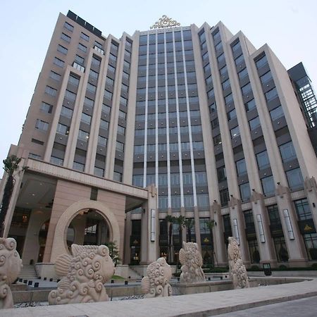 Huana Hotel Minhang Shanghai Exterior photo