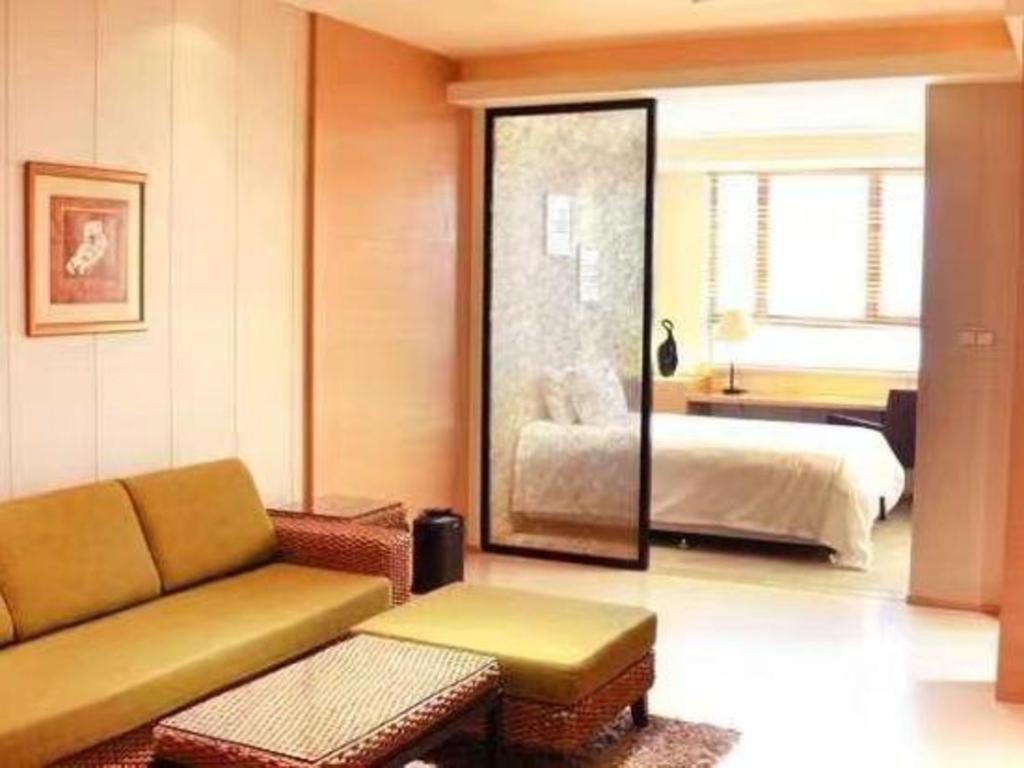 Huana Hotel Minhang Shanghai Exterior photo