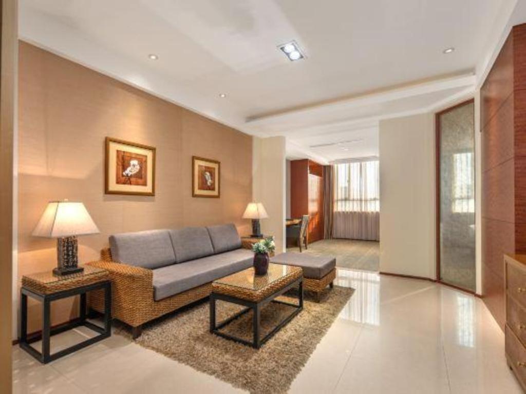 Huana Hotel Minhang Shanghai Exterior photo